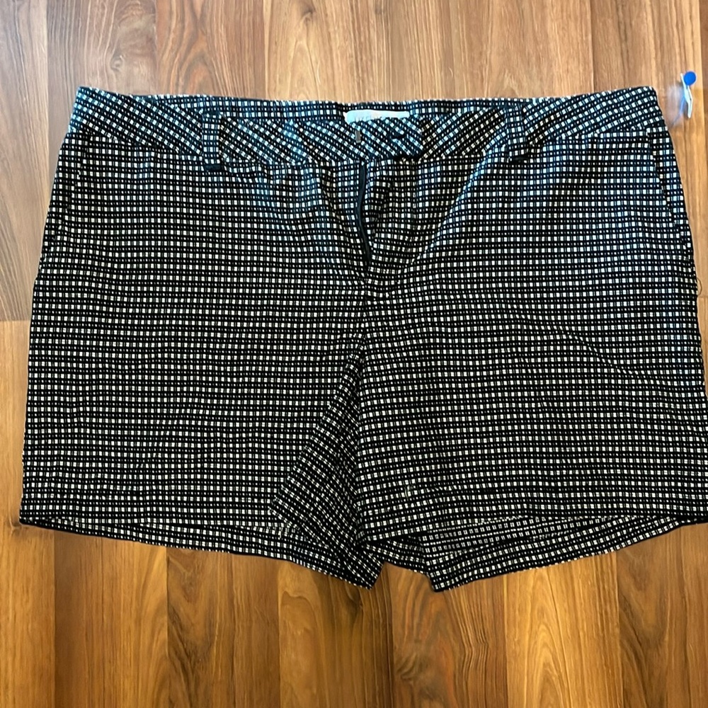 Size 16 dress shorts